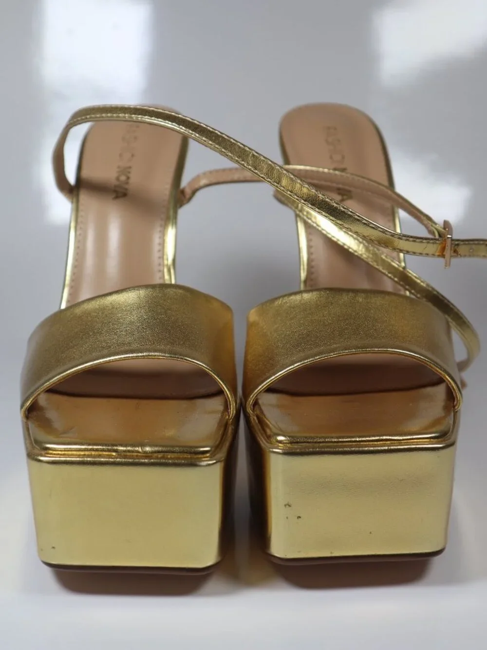 Fashion Nova A Special Thing Heeled Sandals Size 6.5 Gold Chunky Platform Heels